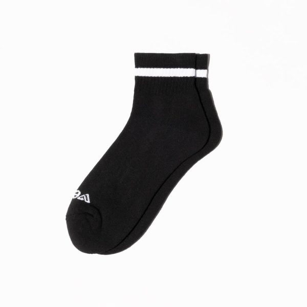 CoreSocksAdult-Black-FlatLay.jpg