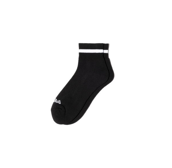 CoreSocksAdult-Black-FlatLay-Transparent.png