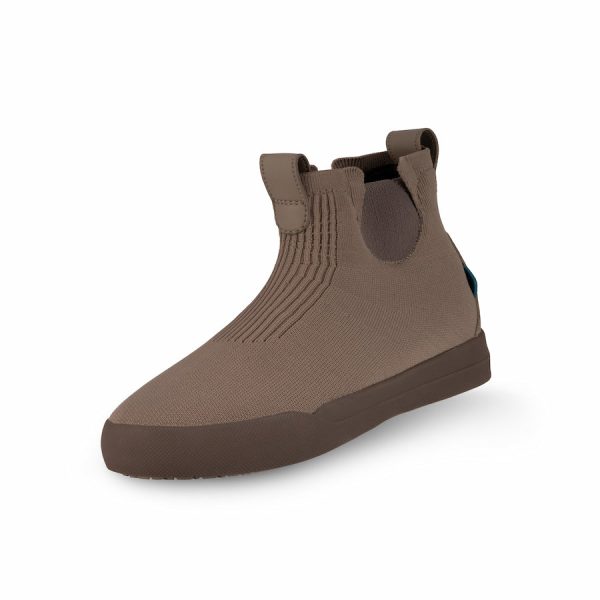 Optimized_WeekendChelseaBoots-SiltBrown-3_4Shot-WhiteBG-WithShadow.jpg