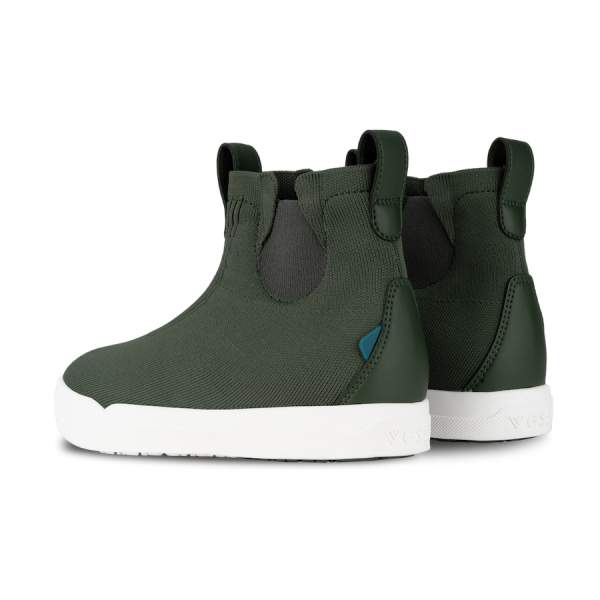 Optimized_WeekendChelseaBoots-SpruceGreen-BackShot-Transparent-WithShadow.png