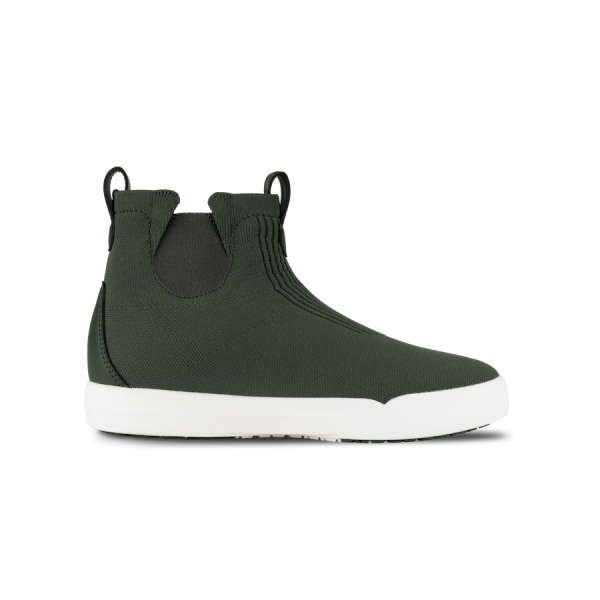 Optimized_WeekendChelseaBoots-SpruceGreen-RightSideView-Transparent-WithShadow.png