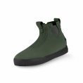 Optimized_WeekendChelseaBoots-SpruceGreenOnBlack-3_4Shot-WhiteBG-WithShadow_58b4a2f0-507c-450d-9c84-148e85adcd03.jpg