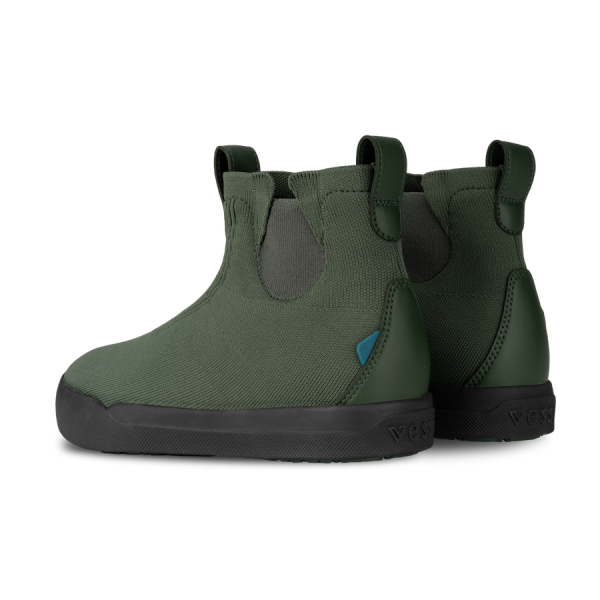 Optimized_WeekendChelseaBoots-SpruceGreenOnBlack-BackShot-Transparent-WithShadow.png