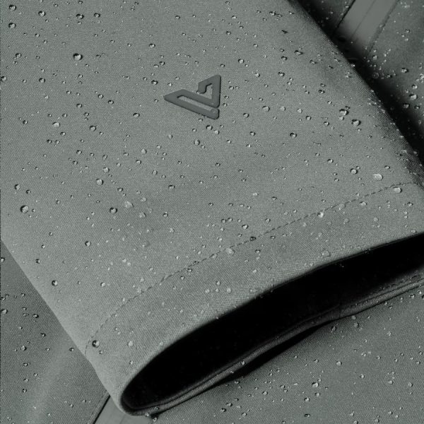 Overcast-Limewash-Detail-Sleeve-Portrait.jpg
