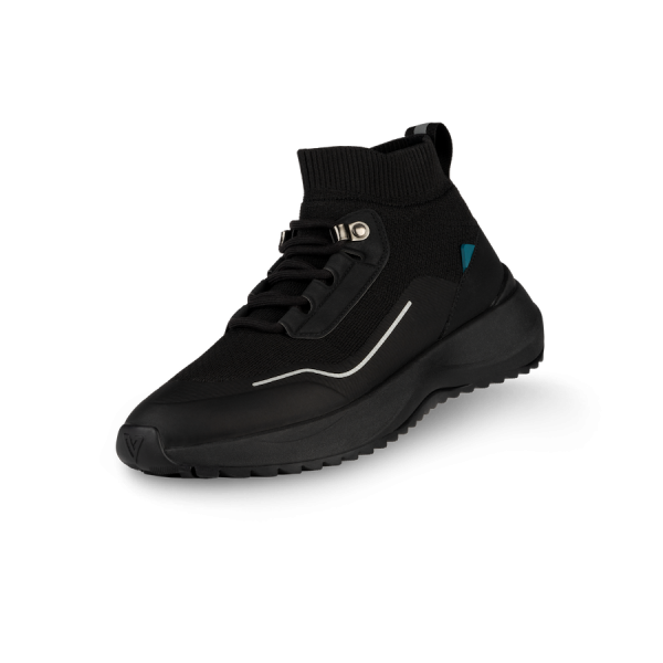 Stormburst-SpaceBlack-3_4View-Transparent-WithShadow_869bb246-7f3f-40d3-adfa-300b1f549edf.png