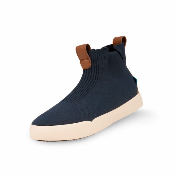WeekendChelsea-Sea_OffWhite-3_4View-WhiteBG.jpg