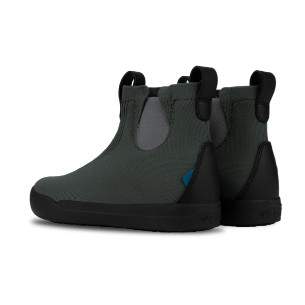 WeekendChelseaBoot-Pine_Black-BackView-Transparent-WithShadow.png