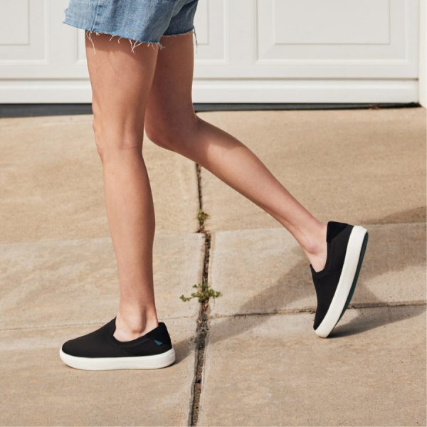 no-show-socks_c490f62a-228f-44b4-b5ca-887356d28ec4.jpg